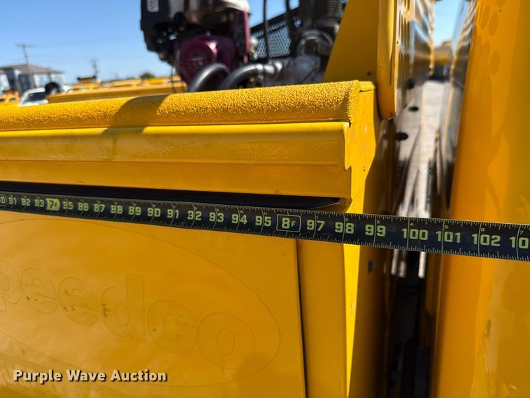 image for item GH9356 2018 Chevrolet Silverado 3500HD utility bed pickup truck