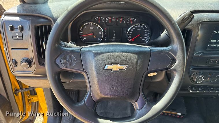 image for item GH9356 2018 Chevrolet Silverado 3500HD utility bed pickup truck