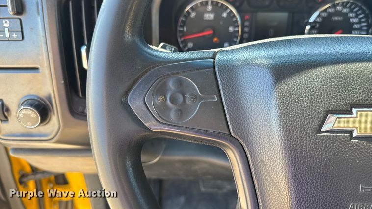 image for item GH9356 2018 Chevrolet Silverado 3500HD utility bed pickup truck