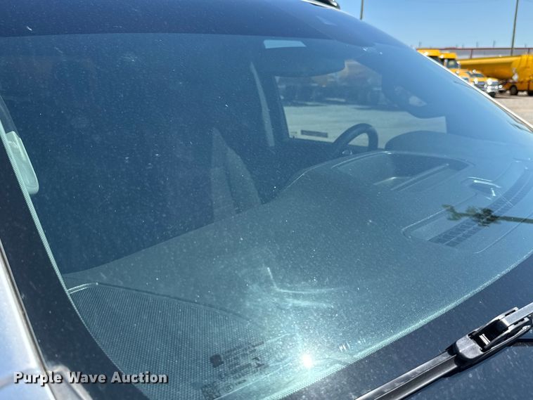 image for item GH9357 2022 Chevrolet Silverado 1500 Crew Cab pickup truck