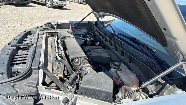 image for item GH9357 2022 Chevrolet Silverado 1500 Crew Cab pickup truck