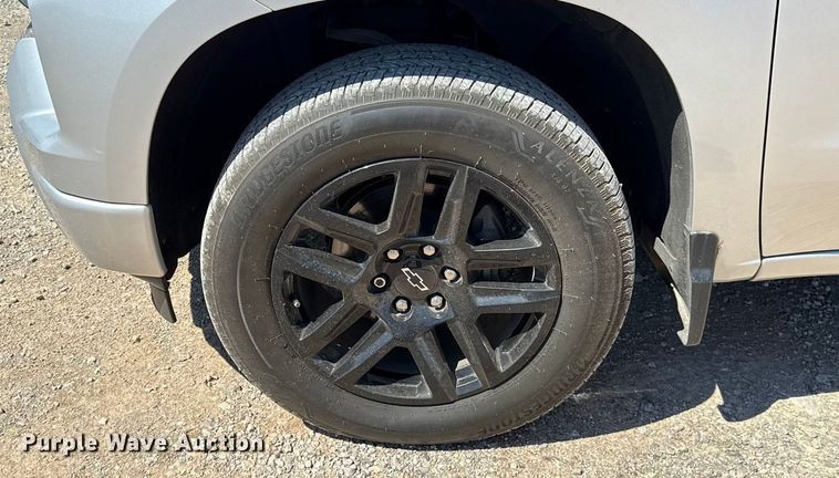 image for item GH9357 2022 Chevrolet Silverado 1500 Crew Cab pickup truck