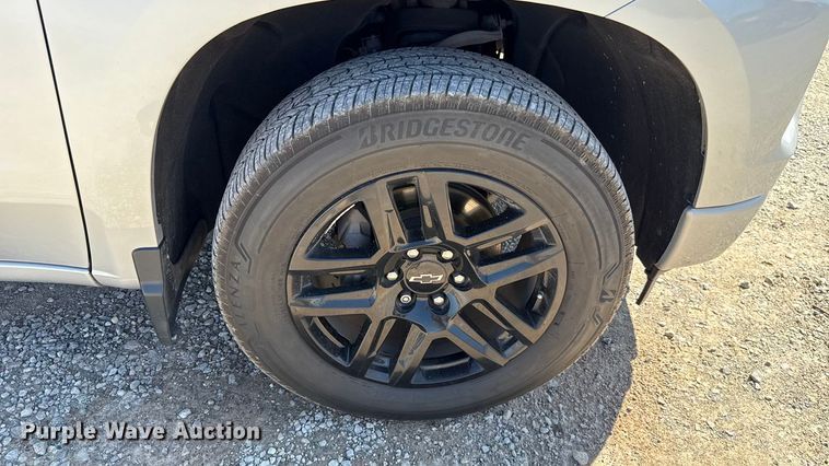 image for item GH9357 2022 Chevrolet Silverado 1500 Crew Cab pickup truck