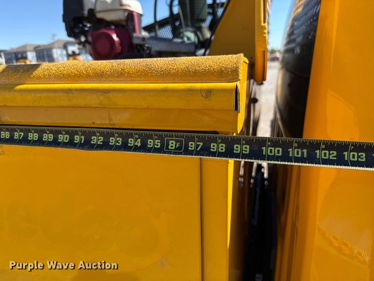 image for item GH9362 2018 Ford F350 Super Duty XL utility bed pickup truck