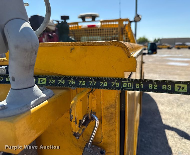 image for item GH9362 2018 Ford F350 Super Duty XL utility bed pickup truck