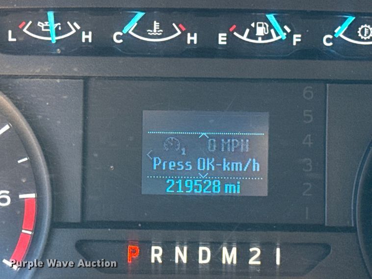 image for item GH9362 2018 Ford F350 Super Duty XL utility bed pickup truck