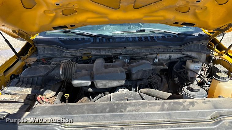 image for item GH9362 2018 Ford F350 Super Duty XL utility bed pickup truck