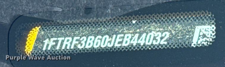 image for item GH9362 2018 Ford F350 Super Duty XL utility bed pickup truck