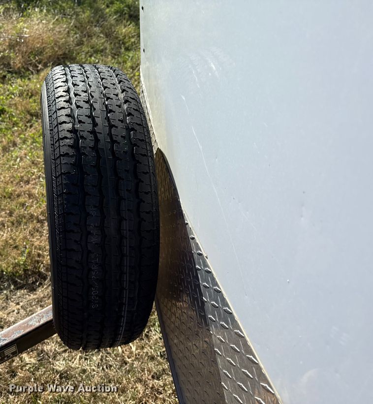 image for item GP9649 2000 Doolittle enclosed cargo trailer