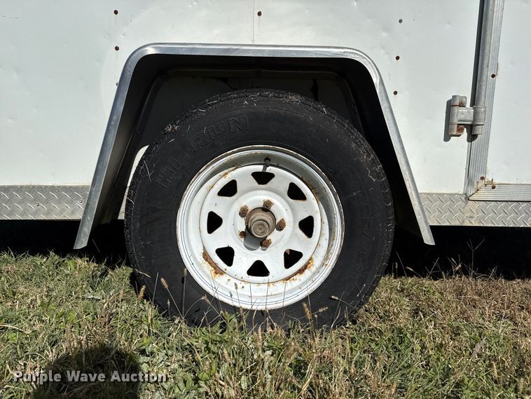 image for item GP9649 2000 Doolittle enclosed cargo trailer