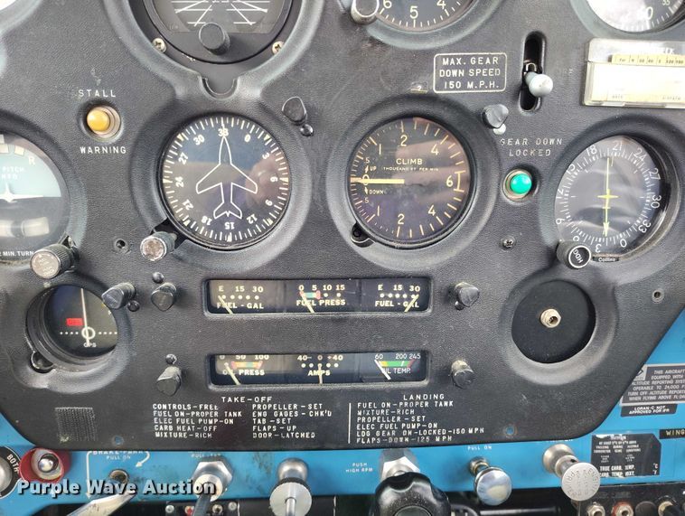 image for item IH9346 1958 Piper Comanche 250 airplane