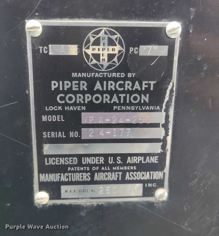 image for item IH9346 1958 Piper Comanche 250 airplane