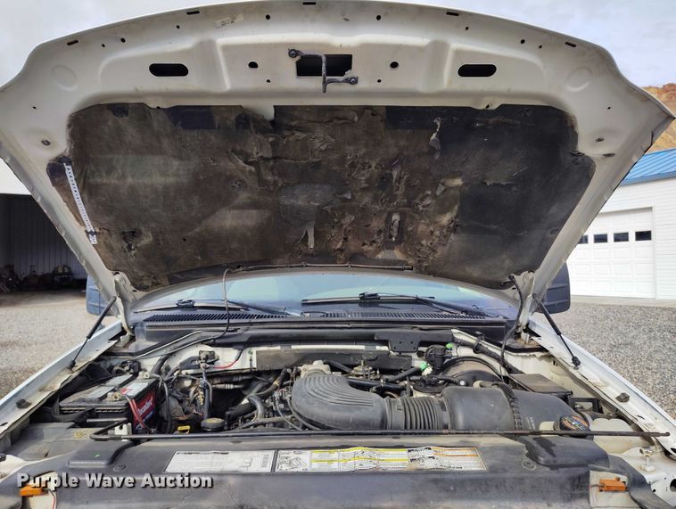 image for item IH9348 2001 Ford F150 SuperCab pickup truck