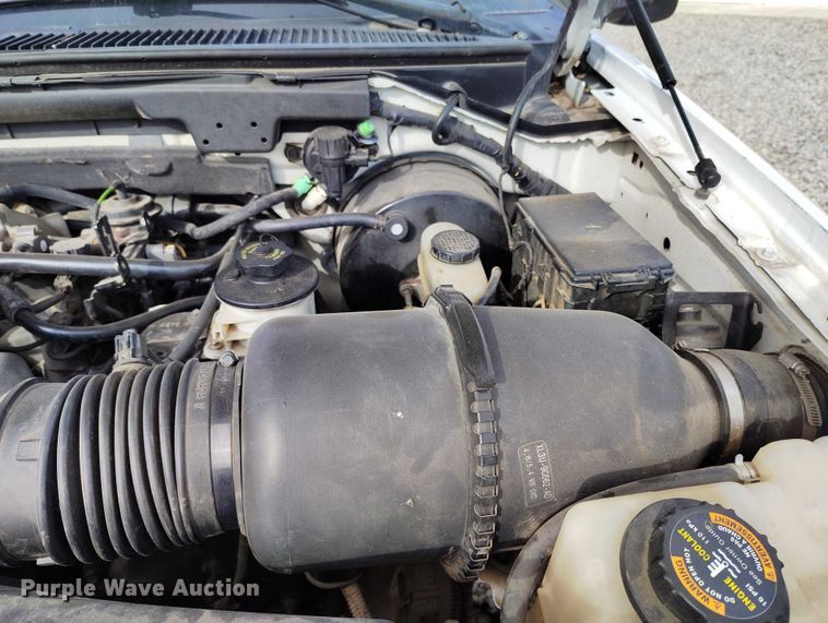 image for item IH9348 2001 Ford F150 SuperCab pickup truck