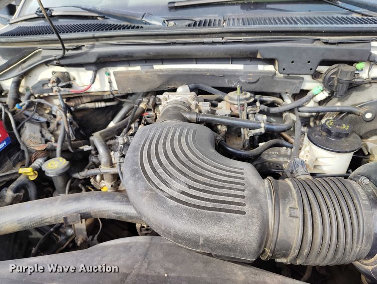 image for item IH9348 2001 Ford F150 SuperCab pickup truck