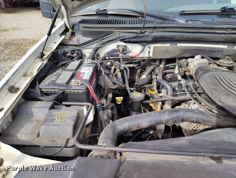 image for item IH9348 2001 Ford F150 SuperCab pickup truck