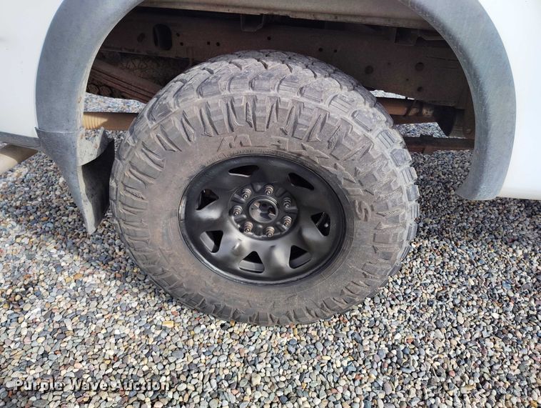 image for item IH9348 2001 Ford F150 SuperCab pickup truck