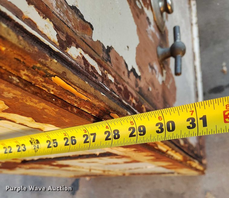 image for item IH9351 Safe