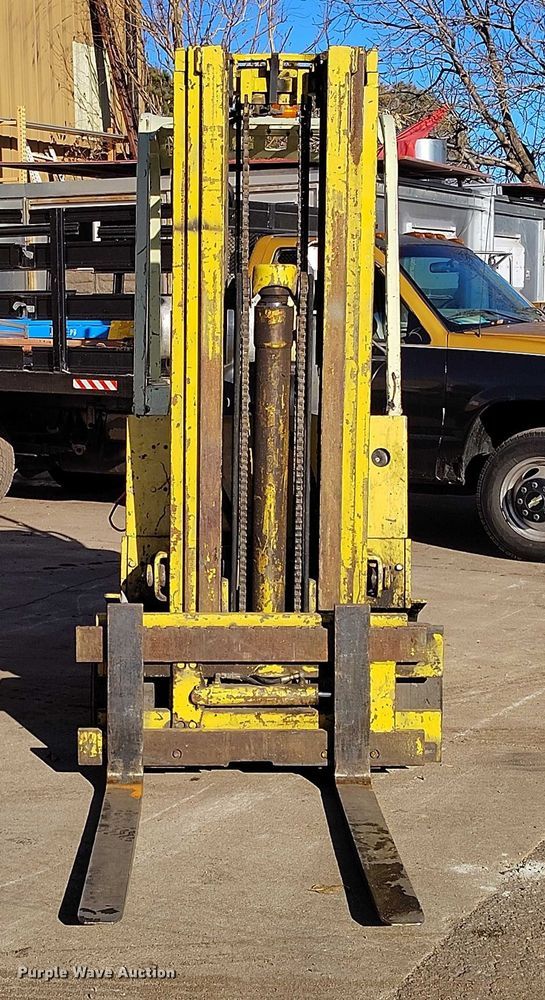 MONTACARGAS YALE GLC040AAJUNAT083