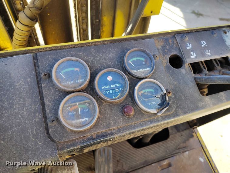 image for item IH9352 Yale GLC040AAJUNAT083 forklift