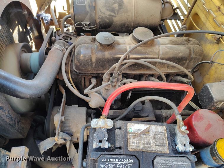 image for item IH9352 Yale GLC040AAJUNAT083 forklift