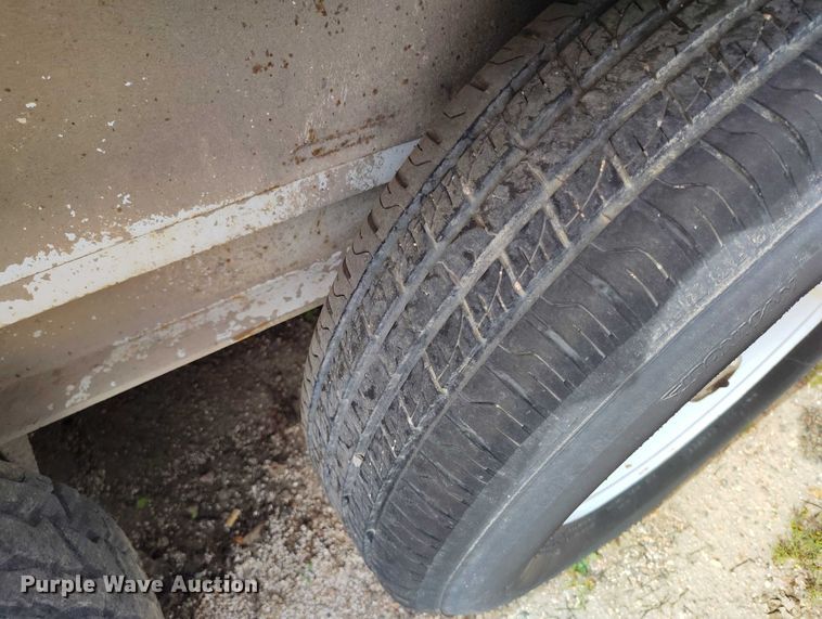 image for item IP9725 1996 Towmaster utility trailer