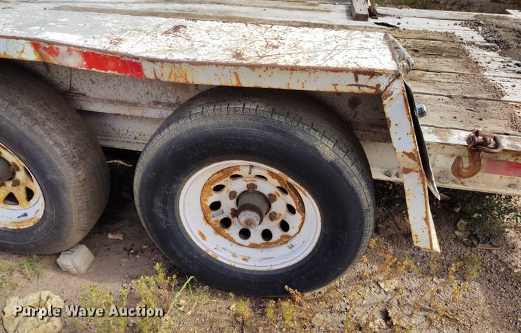 image for item IP9725 1996 Towmaster utility trailer