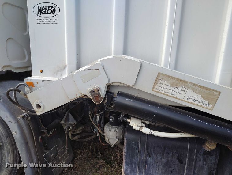 image for item IP9745 2017 Kenworth K370 refuse truck