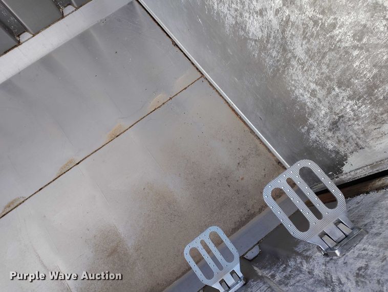 image for item IP9745 2017 Kenworth K370 refuse truck