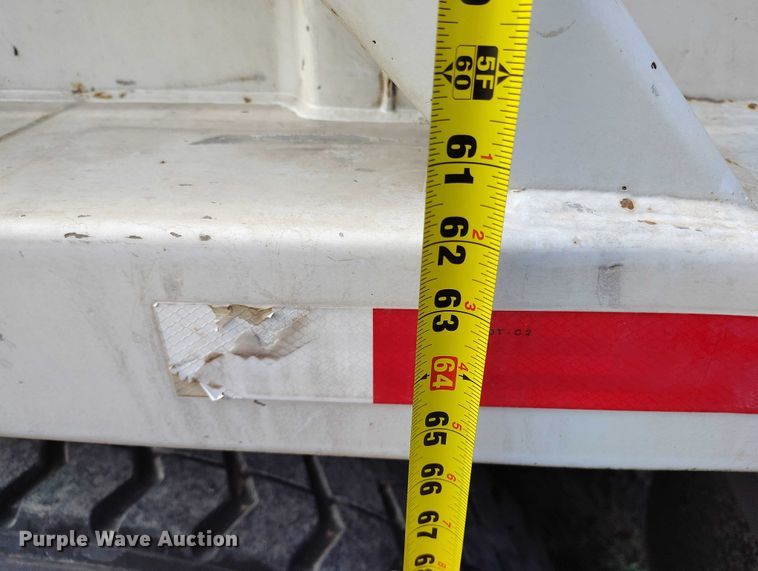 image for item IP9745 2017 Kenworth K370 refuse truck