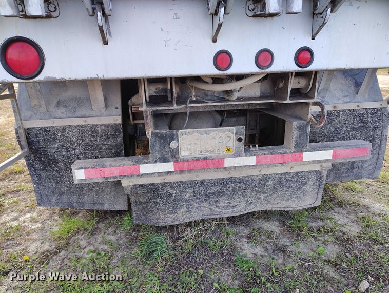 image for item IP9745 2017 Kenworth K370 refuse truck