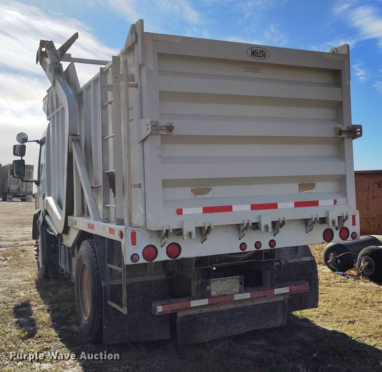 image for item IP9745 2017 Kenworth K370 refuse truck