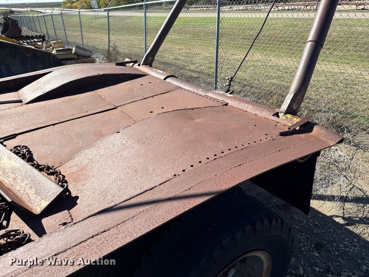 image for item JJ9948 1971 International Loadstar 1800 winch truck