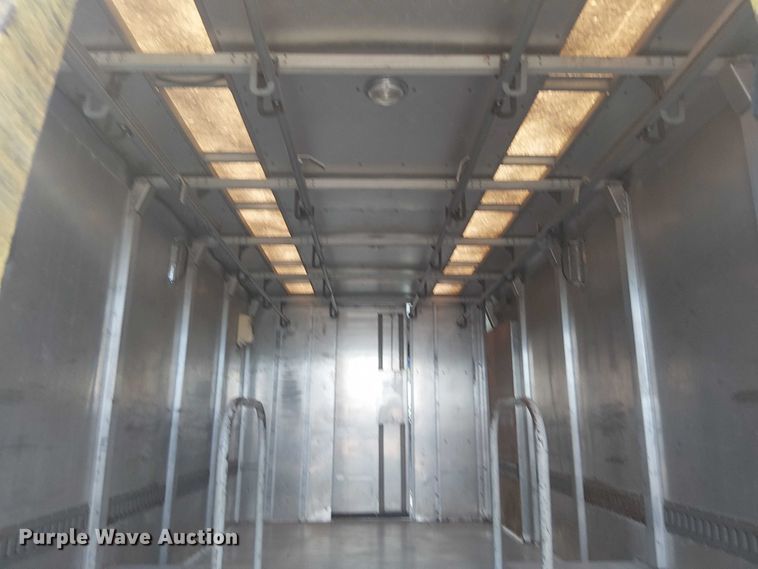 image for item KB9540 2007 Freightliner MT45 delivery truck