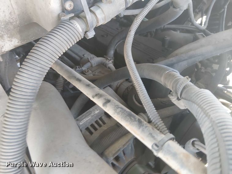 image for item KB9540 2007 Freightliner MT45 delivery truck