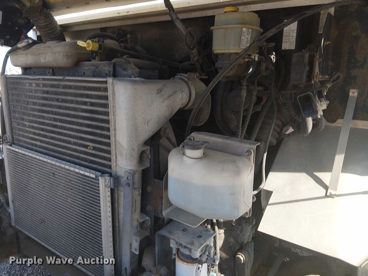 image for item KB9540 2007 Freightliner MT45 delivery truck