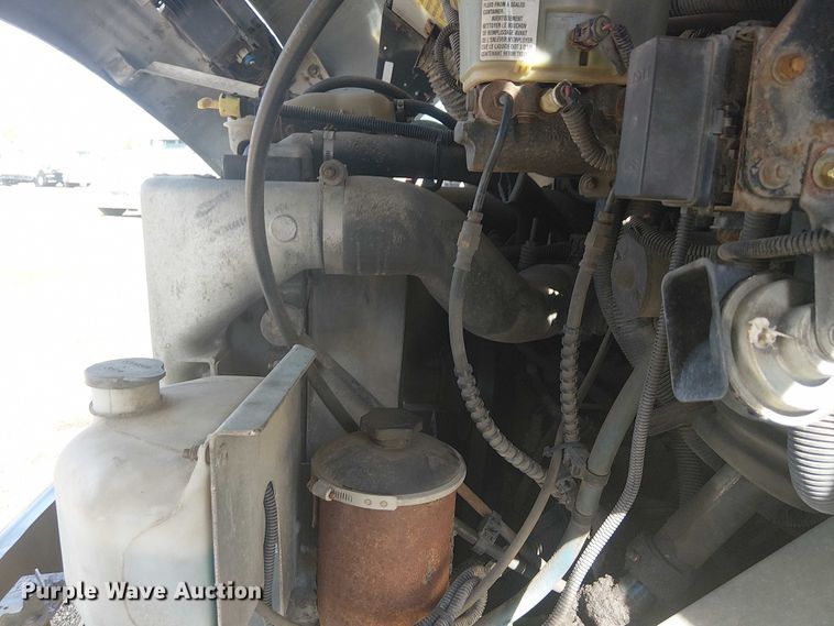 image for item KB9540 2007 Freightliner MT45 delivery truck