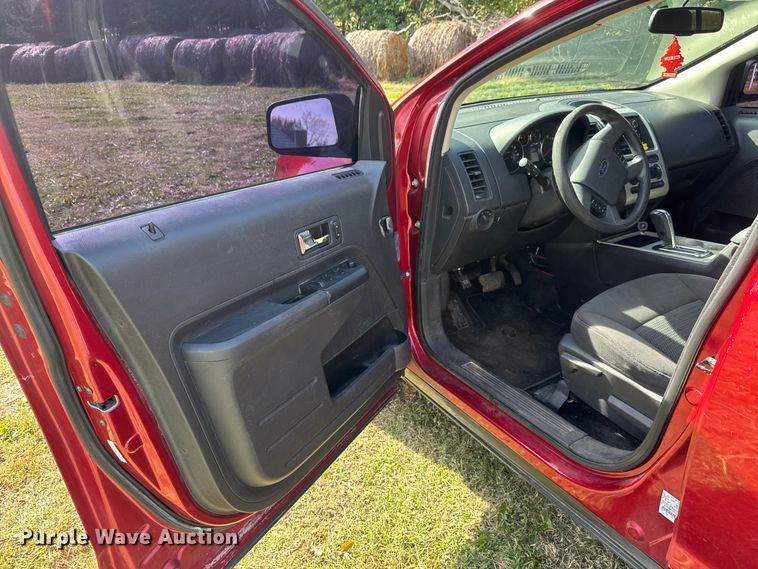 image for item NA9835 2008 Ford Edge SE SUV