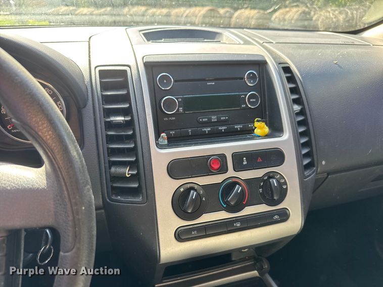 image for item NA9835 2008 Ford Edge SE SUV