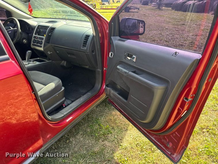 image for item NA9835 2008 Ford Edge SE SUV