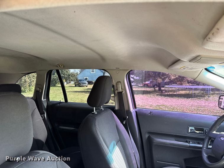 image for item NA9835 2008 Ford Edge SE SUV