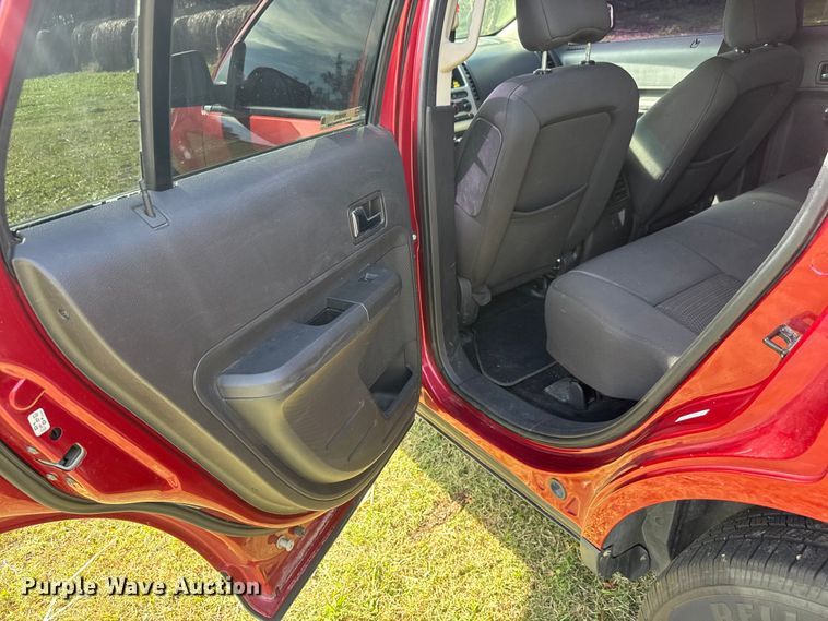 image for item NA9835 2008 Ford Edge SE SUV