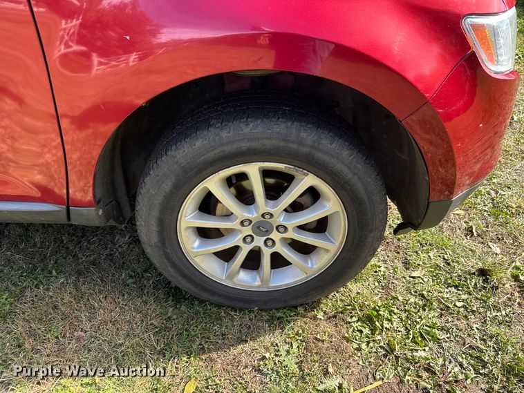 image for item NA9835 2008 Ford Edge SE SUV