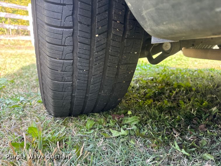 image for item NA9835 2008 Ford Edge SE SUV