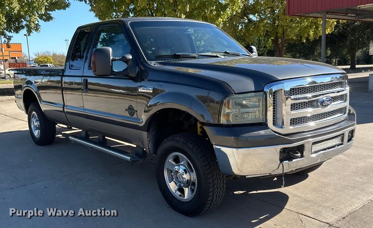 image for item NA9839 2006 Ford F250 Super Duty SuperCab pickup truck