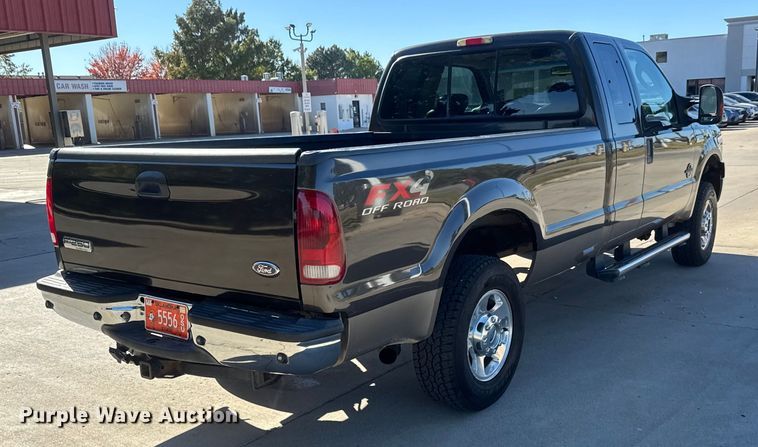 image for item NA9839 2006 Ford F250 Super Duty SuperCab pickup truck