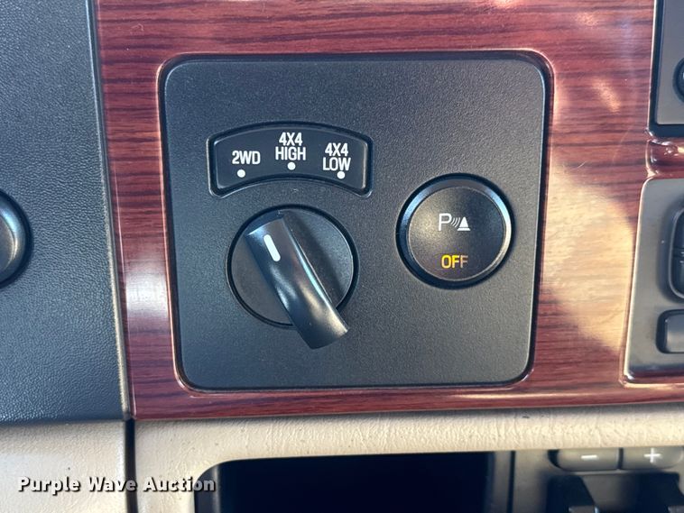 image for item NA9839 2006 Ford F250 Super Duty SuperCab pickup truck