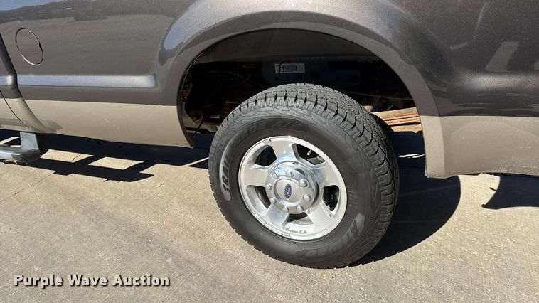 image for item NA9839 2006 Ford F250 Super Duty SuperCab pickup truck