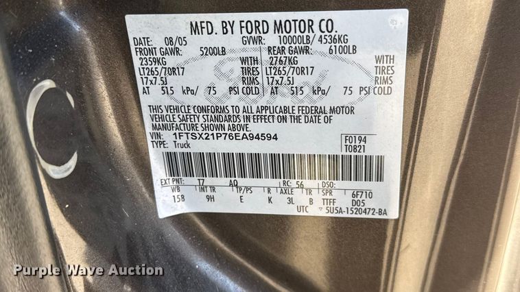 image for item NA9839 2006 Ford F250 Super Duty SuperCab pickup truck