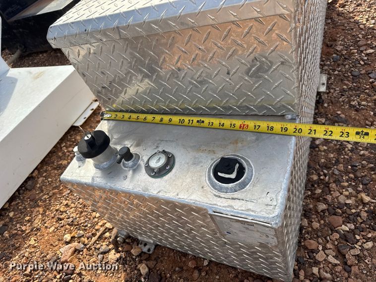 image for item NA9845 (7) fuel tanks